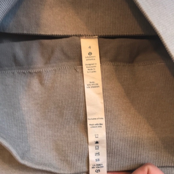 Lululemon Gray Capri Pants - Picture 2 of 3